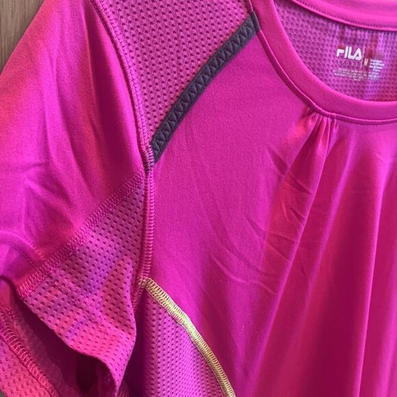 FILA Sport Pink Running Athletic Tee Shirt pocket Sz M - Picture 8 of 9